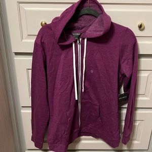 New WITH TAGS- Eddie Bauer women’s zip up hoodie